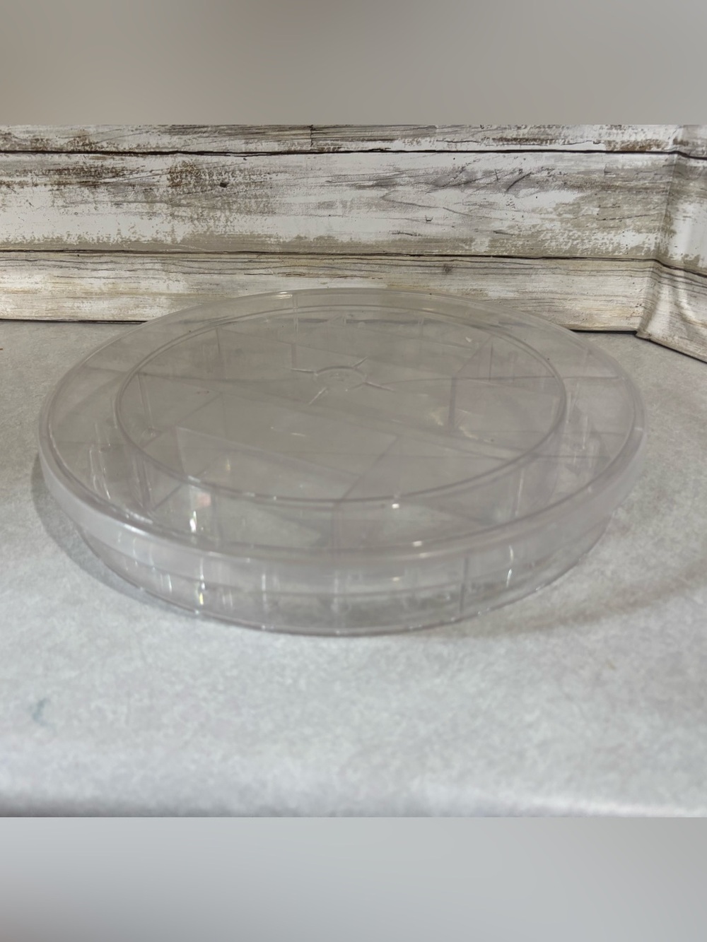 Sewing notions storage container with lid